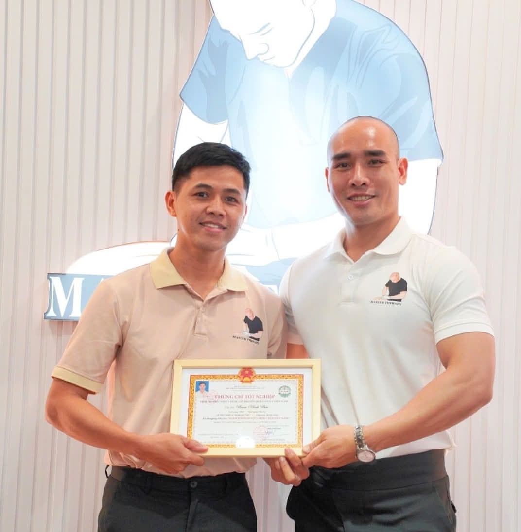 Giảng viên hướng dẫn thực hành